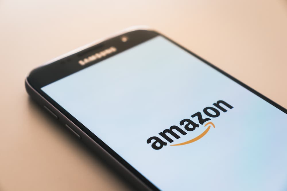 ¿Cómo invertinr en amazon?